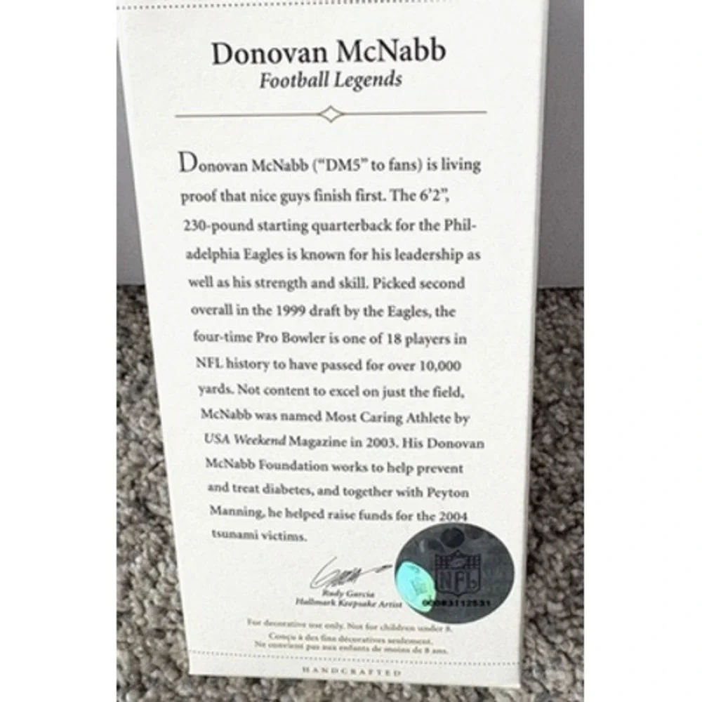 Donovan McNabb Philadelphia Eagles Christmas Ornament 2006 Hallmark Keepsake #12